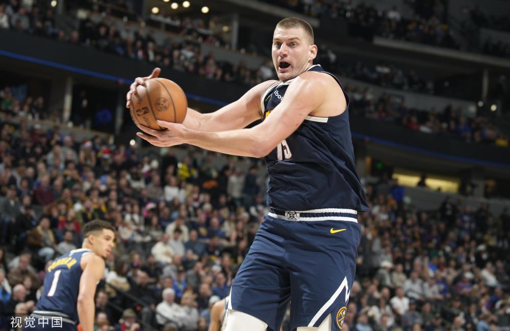 亚雅典的中 亚雅典的中